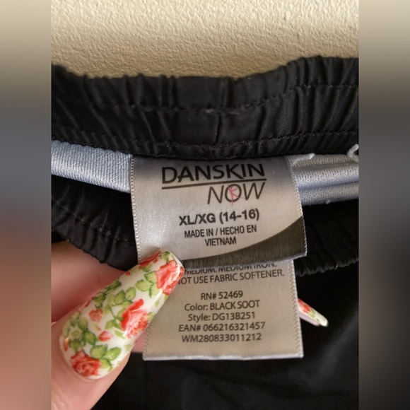 Danskin Now Athletic Shorts with Lining Size YXL - Picture 4 of 4
